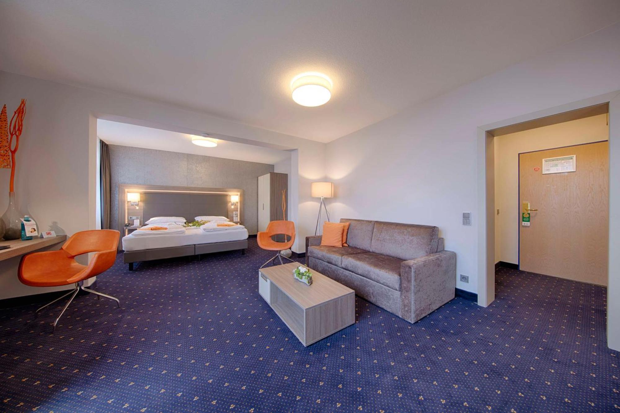 Best Western Plus Hotel Steinsgarten Giessen Bagian luar foto